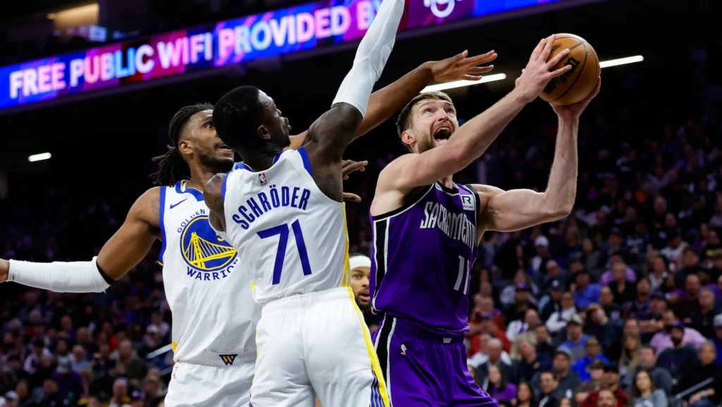 golden state warriors vs sacramento kings match player stats